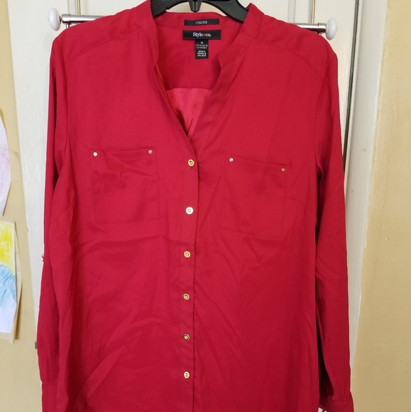 Rich Red button up w gold details - Picture 1 of 5